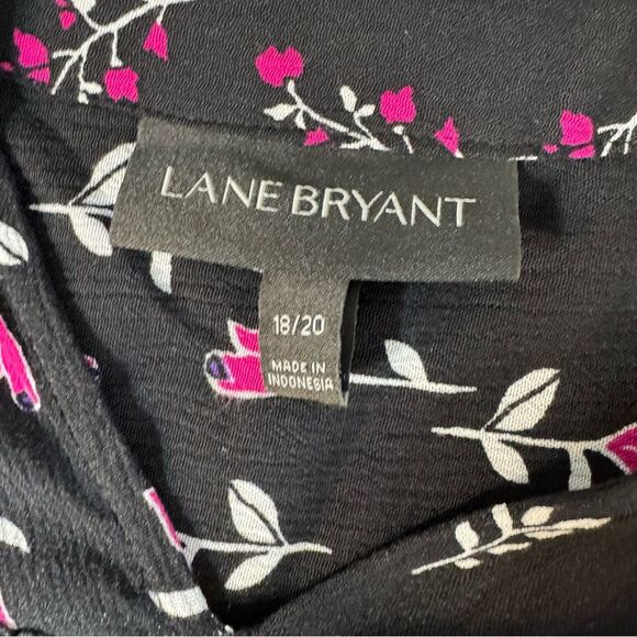 Plus Size Tunic Top Blouse Shirt Size Crochet Trim Y Neck Dark Floral 18-20 1X - Picture 8 of 12